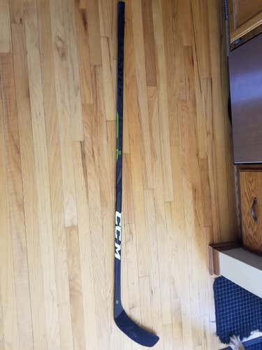 CCM trigger 3 Stick Righty P90T