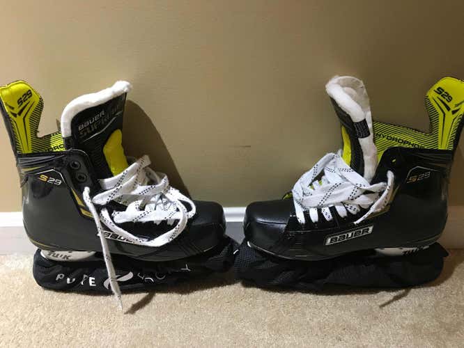 Bauer Supreme S29 Skates,Senior Size 7.0 EE, With fitted Superfeet only used 4 times
