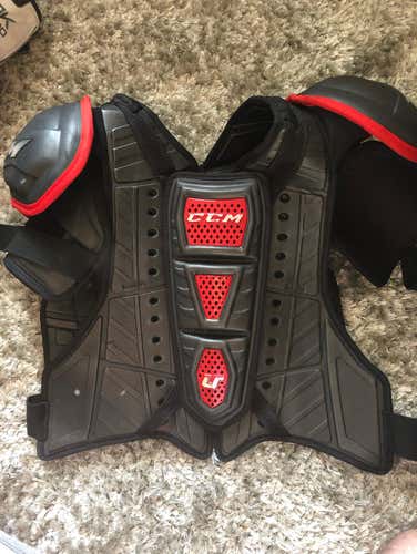 Ccm U+cl Shoulders Size L