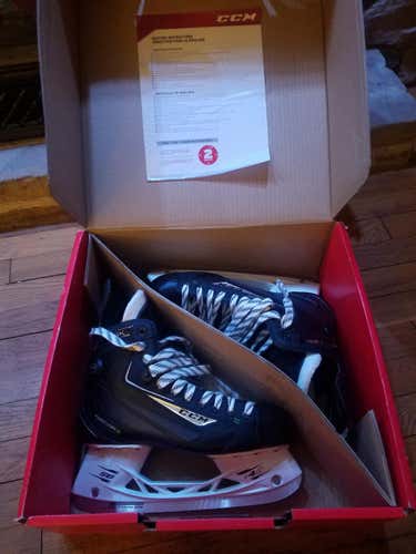 New CCM RibCor 46K Pump Skates Senior Size 9
