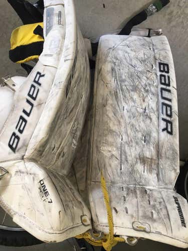 Bauer Bauer Supreme one70 Goalie Leg Pads-34" +1