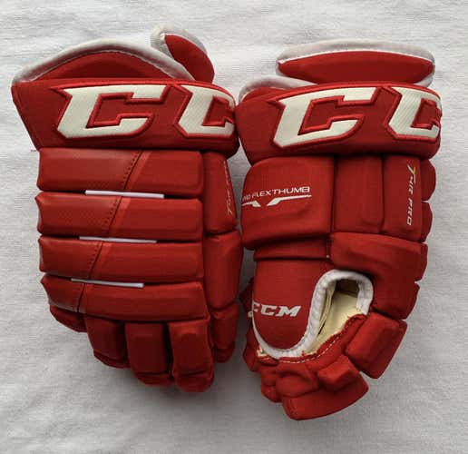 NEW CCM Gloves HG 4Roll Pro 13’ Red
