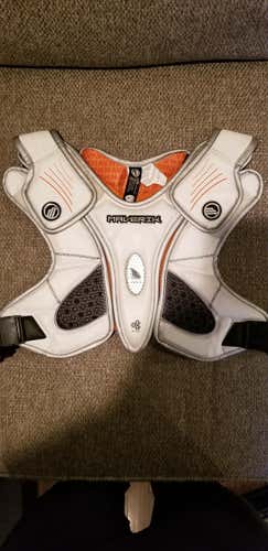 Maverik Rome Shoulder Pads