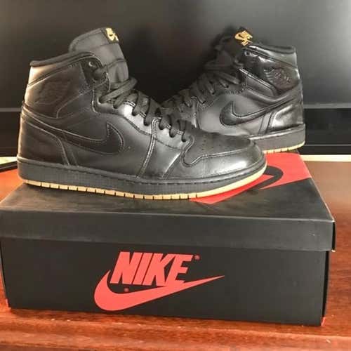 Air Jordan 1 Retro "Gum" Size 11