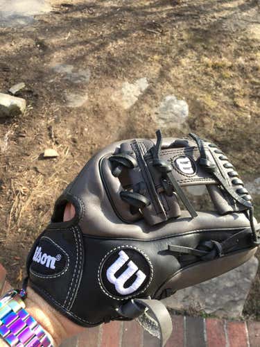 Wilson Glove Adult