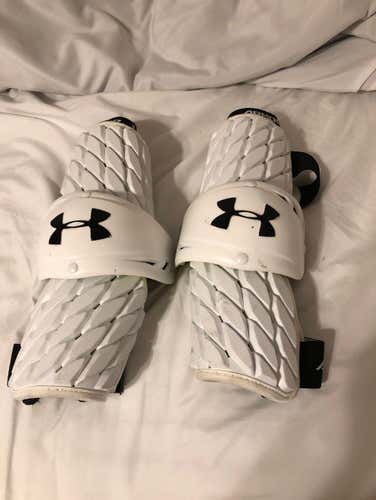 Like New Under Armour VFT arm Guards