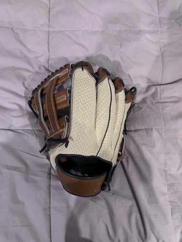 44 Pro Signature Series 574 12.75” H Web LHT