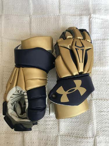 Notre Dame Team Issued New Under Armour Command Pro II Gloves