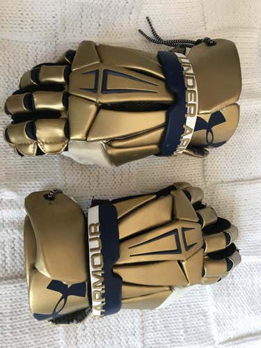Notre Dame Team Issued New Under Armour Command Pro Gloves