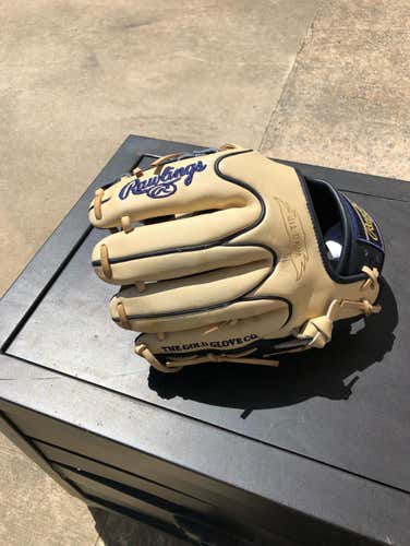 New Rawlings Heart Of The Hide, Never Used Could Probably Be Cleaned