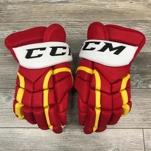 NEW! CCM 10K CALGARY FLAMES RETRO NHL PRO STOCK RETURN HOCKEY PLAYER GLOVES 14"