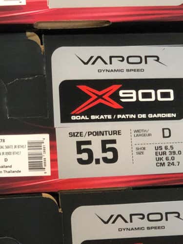 New Bauer vapor x900 Goalie Skates Senior Size 5.5