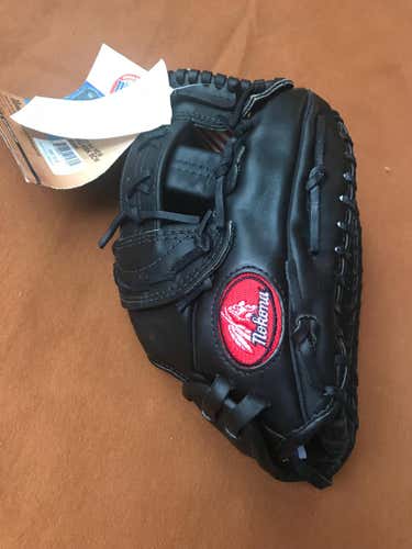 New Nokona AGM 600 Glove Adult