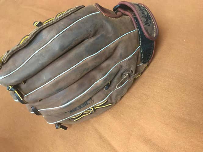 New Nokona Glove Adult