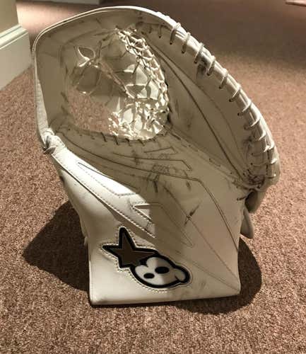 Brian’s G-netik Intermediate Goalie Glove