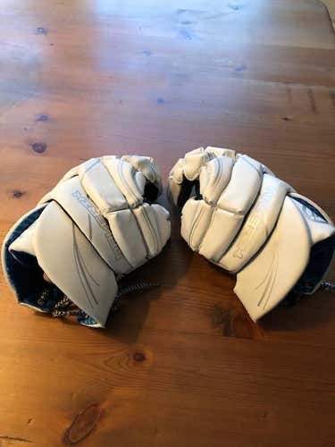 Maverik Gloves