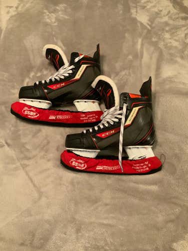 Ccm Jetspeeds 8.5d