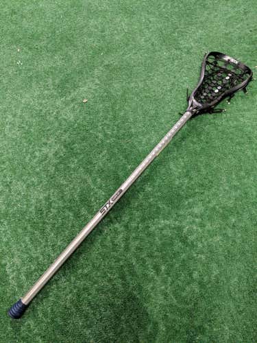 Women's Lacrosse STX Lever 10º Complete Stick Bin#1