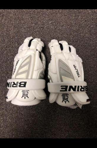 Triumph 3 Gloves