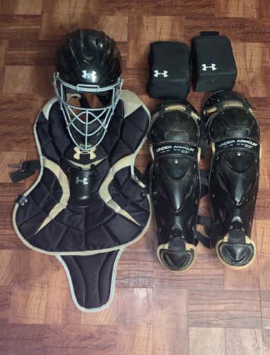 Youth Under Armor Catchers Set