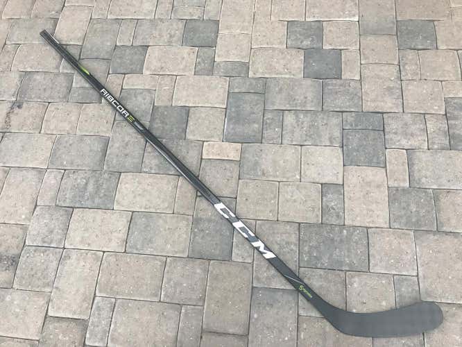 CCM Ribcore Trigger 2 Pro Stock Hockey Stick Grip 95 Flex Left P90 2118