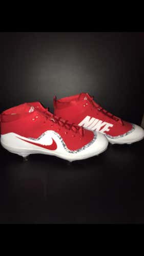 NEW Trout 4 Pro Men’s Cleats Size 12