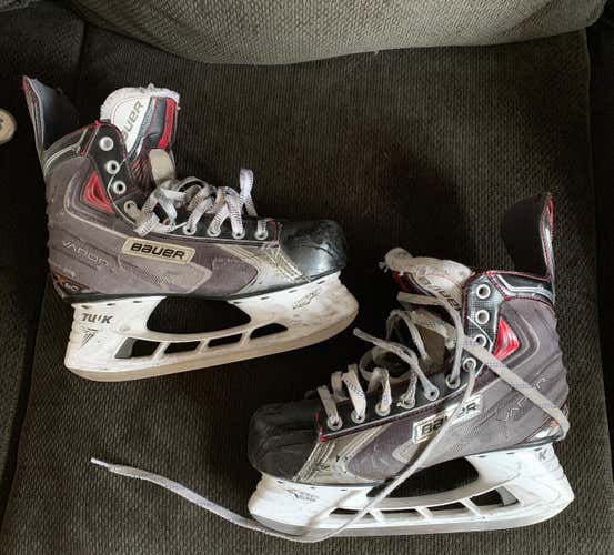 Bauer Vapor X60 Senior Size 8 Skates