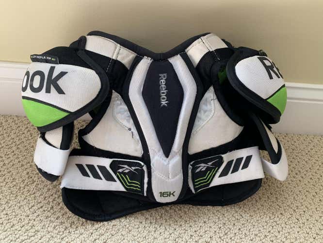 Reebok 16K Shoulder Pads - Junior Medium