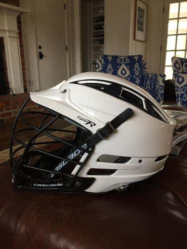 Used Cascade cpv-R Lacrosse Helmet