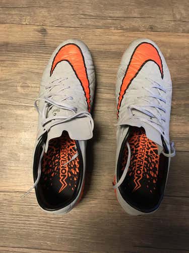 Hypervenom Phinish 2 Like New