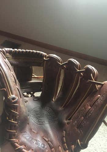 Mizuno Classic Pro Soft