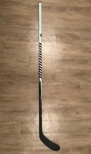 New Warrior Dynasty AX1 (no longer manufactured) Stick Righty Heel Senior Pro Stock