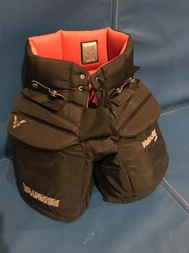 Vaughn Velocity 7490i Goalie Pants Intermediate L