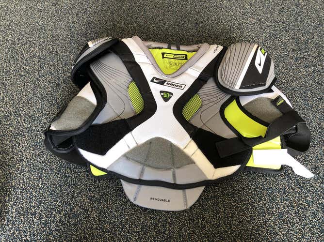 Bauer 50 Shoulder Pads