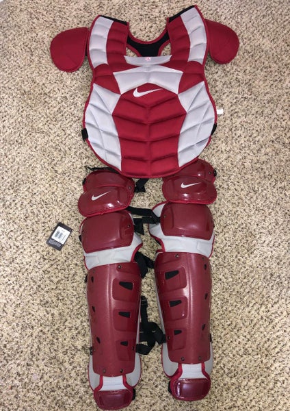 Brand New Nike Vapor Pro Catcher Set