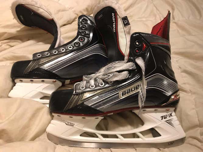 Bauer Vapor X800 ($340 OBO)