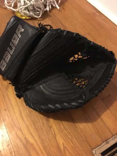Bauer Senior Goalie Glove