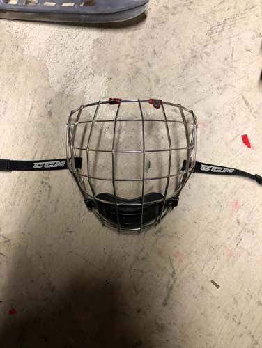 CCM Resistance Chrome Cage Large
