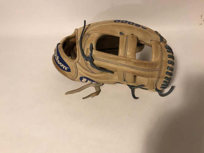 Wilson A2000 Glove