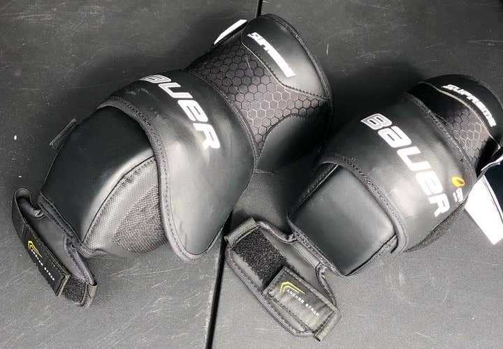 Brand New - Bauer 1S Knee Pads