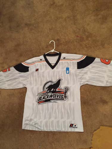 Jr. Blackwolves Box Jersey