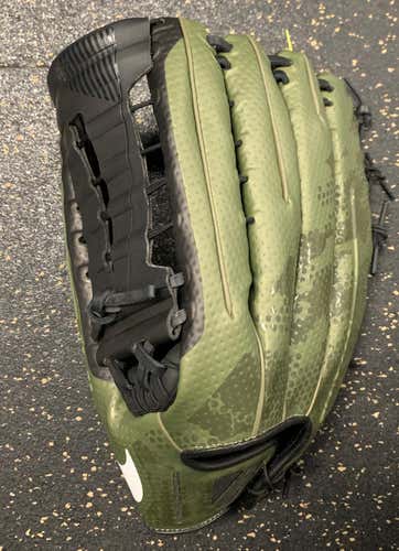 NIKE VAPOR 360 OUTFIELDERS GLOVE