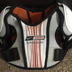 Youth Nike Bauer Shoulder Pads