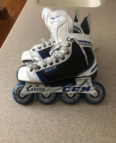 Ccm RBZ 70 Size 4 Inline Skates