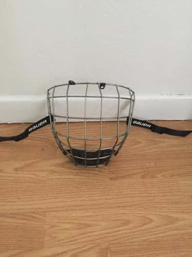 Bauer Profile III Facemask Cage Senior