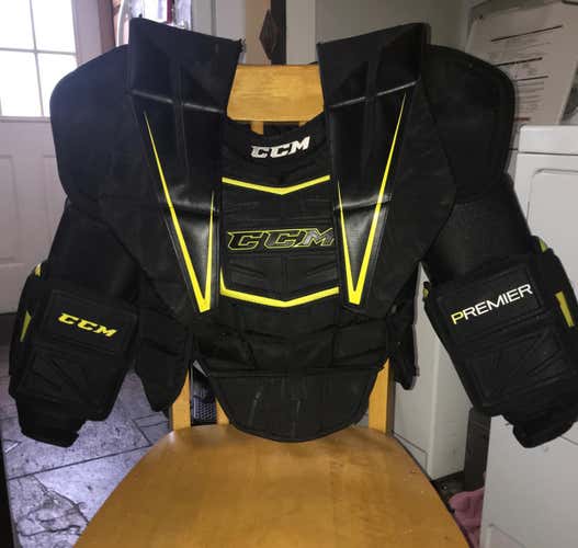 CCM Premier Goalie Chest Protector Sr. Small
