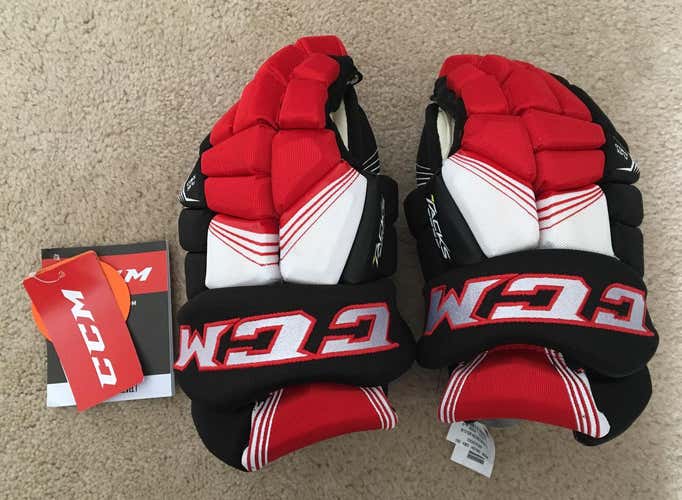 New CCM Tacks 7092 Gloves Senior