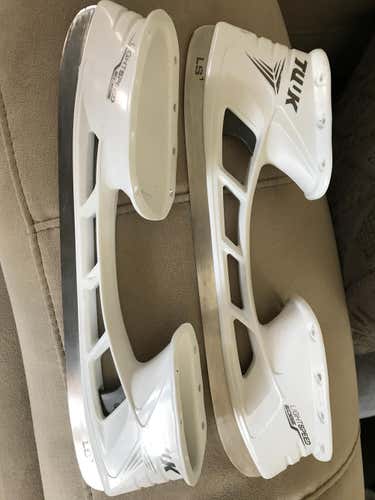 Bauer TUUK Lightspeed Edge with LS1 steel Size 8