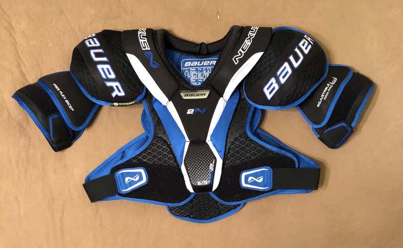 Like New Bauer 2N Shoulder Pads XL