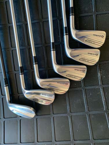 Taylormade P790 5-PW X-Stiff